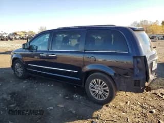 ✅ 2013 Chrysler Town & Country Touring L • VIN: 2C4RC1CGXDR614546 • Lot: 91008295. Wystawiony na Copart z przebiegiem 175 382 mil. Bezpłatny archiwum sprzedaży aukcyjnych z USA i szczegółowy raport historii pojazdu na DreamBid. Zdjęcie 2.