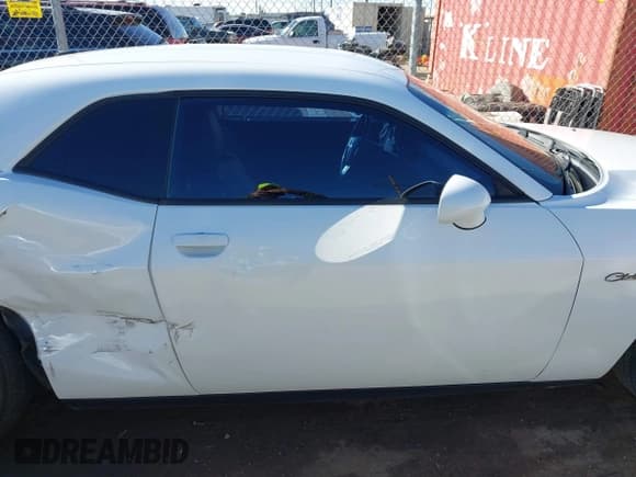✅ 2012 Dodge Challenger R/T Plus • VIN: 2C3CDYBT6CH110577 • Lot: 41313767. Wystawiony na IAAI z przebiegiem 146 087 mil. Bezpłatny archiwum sprzedaży aukcyjnych z USA i szczegółowy raport historii pojazdu na DreamBid. Zdjęcie 13.