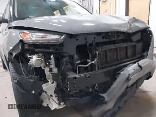 ✅ 2020 Hyundai Venue SEL • VIN: KMHRC8A34LU016992 • Lot: 42124260. Listed on IAAI with 60,682 mi. Free auction sales archive from the USA and detailed vehicle history report at DreamBid. Image 6.