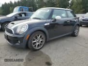 ✅ 2010 MINI Hardtop S • VIN: WMWMF7C53ATZ69109 • Лот: 86859085. Опубликован ранее на Copart с пробегом 85 876 миль. Бесплатный доступ к архиву аукционных продаж из США и подробный отчёт об истории автомобиля на DreamBid. Изображение 1.