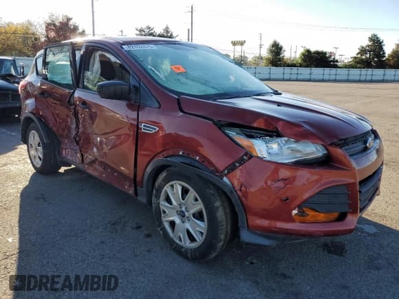 ✅ 2015 Ford Escape S • VIN: 1FMCU0F7XFUB59028 • Lot: 82492875. Listed on Copart with 189,471 mi. Free auction sales archive from the USA and detailed vehicle history report at DreamBid. Image 4.