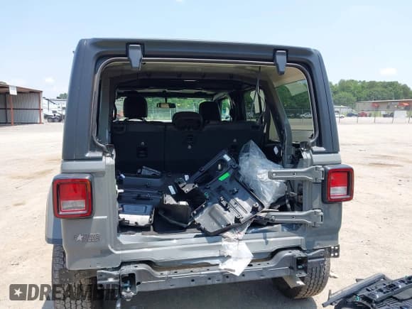 ✅ 2023 Jeep Wrangler Sport Altitude • VIN: 1C4HJXDG6PW576179 • Lot: 42345627. Listed on IAAI with 20,112 mi. Free auction sales archive from the USA and detailed vehicle history report at DreamBid. Image 17.