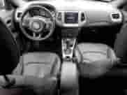 2021 Jeep Compass 80th Anniversary z VIN 3C4NJDEB1MT561871, wystawiony jako Copart lot #56173465 z przebiegiem 59 661 mil mil oraz Szkoda całkowita • Salvage title. Historia ofert i sprzedaży dostępna na DreamBid. Obrazek 8.