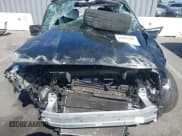 ✅ 2022 Jeep Renegade Latitude • VIN: ZACNJDB15NPN79453 • Lot: 43076701. Wystawiony na IAAI z przebiegiem Nie podano. Bezpłatny archiwum sprzedaży aukcyjnych z USA i szczegółowy raport historii pojazdu na DreamBid. Zdjęcie 6.