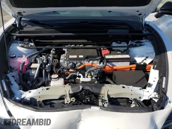 ✅ 2024 Lexus RZ 300e Premium • VIN: JTJABABB5RA005041 • Lot: 72653024. Listed on Copart with 3,385 mi. Free auction sales archive from the USA and detailed vehicle history report at DreamBid. Image 13.