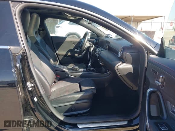 ✅ 2023 Mercedes-Benz CLA 250 • VIN: W1K5J4HB2PN389257 • Lot: 41996665. Listed on IAAI with 33,894 mi. Free auction sales archive from the USA and detailed vehicle history report at DreamBid. Image 5.