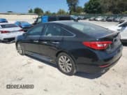 ✅ 2017 Hyundai Sonata Sport • VIN: 5NPE34AF8HH465499 • Лот: 81960655. Опубликован ранее на Copart с пробегом 97 359 миль. Бесплатный доступ к архиву аукционных продаж из США и подробный отчёт об истории автомобиля на DreamBid. Изображение 2.