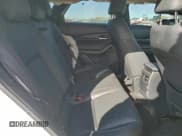 ✅ 2023 Mazda CX-30 S Select • VIN: 3MVDMBBM7PM560542 • Lot: 94560395. Wystawiony na Copart z przebiegiem 4 308 mil. Bezpłatny archiwum sprzedaży aukcyjnych z USA i szczegółowy raport historii pojazdu na DreamBid. Zdjęcie 10.