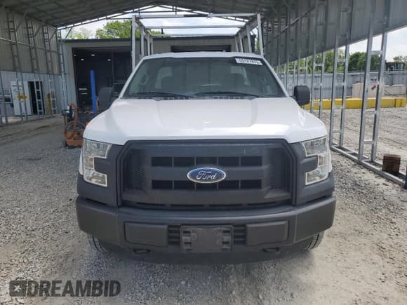 ✅ 2016 Ford F-150 XL • VIN: 1FTMF1E85GKF04322 • Lot: 55127875. Wystawiony na Copart z przebiegiem 160 587 mil. Bezpłatny archiwum sprzedaży aukcyjnych z USA i szczegółowy raport historii pojazdu na DreamBid. Zdjęcie 5.
