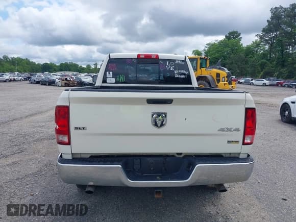 ✅ 2009 Dodge 1500 TRX • VIN: 1D3HV18P09S797564 • Lot: 41989072. Wystawiony na IAAI z przebiegiem 187 278 mil. Bezpłatny archiwum sprzedaży aukcyjnych z USA i szczegółowy raport historii pojazdu na DreamBid. Zdjęcie 16.