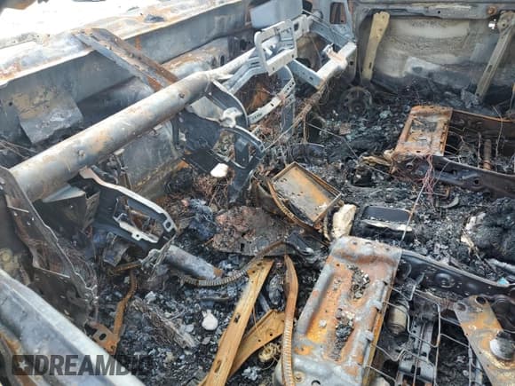 ✅ 2017 Ram 1500 Laramie • VIN: 1C6RR7VM5HS523541 • Lot: 66430465. Wystawiony na Copart z przebiegiem Nie podano. Bezpłatny archiwum sprzedaży aukcyjnych z USA i szczegółowy raport historii pojazdu na DreamBid. Zdjęcie 9.