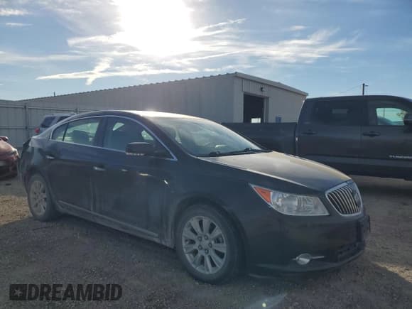 ✅ 2013 Buick LaCrosse Leather • VIN: 1G4GC5ER0DF214267 • Lot: 91198265. Listed on Copart with 72,650 mi. Free auction sales archive from the USA and detailed vehicle history report at DreamBid. Image 4.
