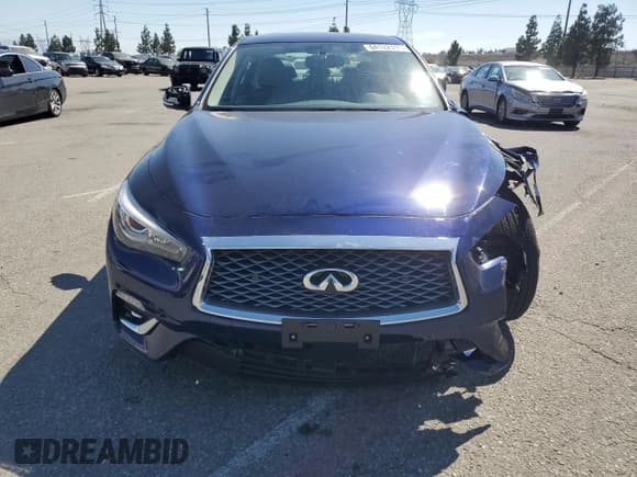 ✅ 2024 Infiniti Q50 Luxe • VIN: JN1EV7BP4RM600488 • Lot: 64122115. Wystawiony na Copart z przebiegiem 1 945 mil. Bezpłatny archiwum sprzedaży aukcyjnych z USA i szczegółowy raport historii pojazdu na DreamBid. Zdjęcie 5.