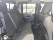 ✅ 2022 Jeep Gladiator Sport S • VIN: 1C6JJTAG5NL115401 • Лот: 71030865. Опубликован ранее на Copart с пробегом 91 846 миль. Бесплатный доступ к архиву аукционных продаж из США и подробный отчёт об истории автомобиля на DreamBid. Изображение 10.