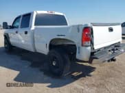 ✅ 2002 Chevrolet Silverado 2500HD LT • VIN: 1GCHK23U62F183928 • Lot: 43651982. Wystawiony na IAAI z przebiegiem 210 872 mil. Bezpłatny archiwum sprzedaży aukcyjnych z USA i szczegółowy raport historii pojazdu na DreamBid. Zdjęcie 3.