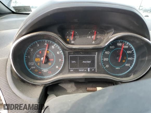 ✅ 2018 Chevrolet Cruze LT • VIN: 1G1BE5SMXJ7241167 • Lot: 85645795. Wystawiony na Copart z przebiegiem 184 197 mil. Bezpłatny archiwum sprzedaży aukcyjnych z USA i szczegółowy raport historii pojazdu na DreamBid. Zdjęcie 9.