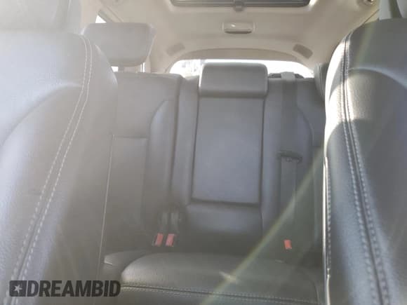 ✅ 2007 Mercedes-Benz GL 450 • VIN: 4JGBF71E47A253686 • Lot: 91938135. Wystawiony na Copart z przebiegiem 180 777 mil. Bezpłatny archiwum sprzedaży aukcyjnych z USA i szczegółowy raport historii pojazdu na DreamBid. Zdjęcie 10.