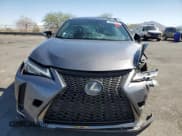 ✅ 2019 Lexus UX 200 • VIN: JTHY3JBH3K2007257 • Lot: 80693675. Wystawiony na Copart z przebiegiem 116 043 mil. Bezpłatny archiwum sprzedaży aukcyjnych z USA i szczegółowy raport historii pojazdu na DreamBid. Zdjęcie 5.