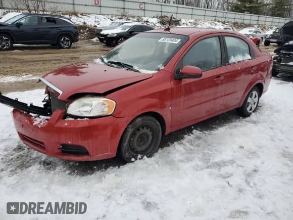 2009 Chevrolet Aveo 1LT z VIN KL1TD56E09B341294, wystawiony jako Copart lot #86139404 z przebiegiem 121 471 mil mil oraz Czysty tytuł • Clean title. Historia ofert i sprzedaży dostępna na DreamBid. Obrazek 1.