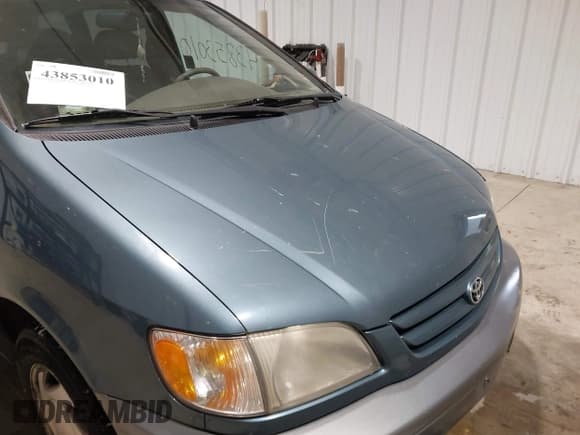 ✅ 2002 Toyota Sienna LE • VIN: 4T3ZF13C92U461360 • Lot: 43853010. Wystawiony na IAAI z przebiegiem 193 688 mil. Bezpłatny archiwum sprzedaży aukcyjnych z USA i szczegółowy raport historii pojazdu na DreamBid. Zdjęcie 12.