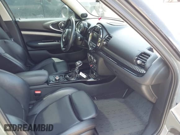 ✅ 2016 MINI Clubman • VIN: WMWLN5C59G2E30627 • Лот: 43056757. Опубликован ранее на IAAI с пробегом 132 052 миль. Бесплатный доступ к архиву аукционных продаж из США и подробный отчёт об истории автомобиля на DreamBid. Изображение 5.