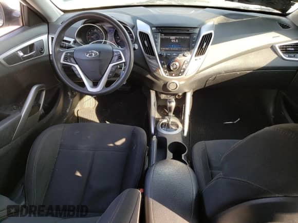 2015 Hyundai Veloster с VIN KMHTC6AD1FU235786, выставлен на аукционе Copart как лот 55819914 с пробегом 173 550 миль миль и Чистый • Clean title. История ставок и продаж доступна на DreamBid. Изображение 8.