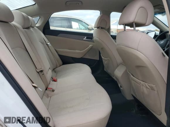 ✅ 2016 Hyundai Sonata SE • VIN: 5NPE24AF8GH435596 • Лот: 91669415. Опубликован ранее на Copart с пробегом 77 877 миль. Бесплатный доступ к архиву аукционных продаж из США и подробный отчёт об истории автомобиля на DreamBid. Изображение 10.