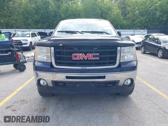 ✅ 2009 GMC Sierra 1500 • VIN: 2GTEK33Y391100131 • Лот: 42292487. Опубликован ранее на IAAI с пробегом 197 968 миль. Бесплатный доступ к архиву аукционных продаж из США и подробный отчёт об истории автомобиля на DreamBid. Изображение 12.