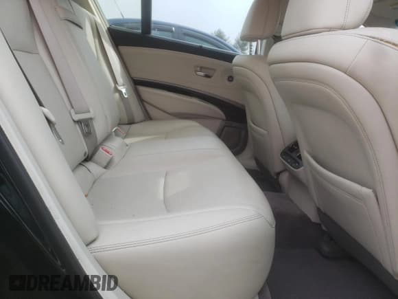 ✅ 2017 Acura RLX w/Advance Pkg • VIN: JH4KC1F94HC001009 • Lot: 45793555. Wystawiony na Copart z przebiegiem 127 870 mil. Bezpłatny archiwum sprzedaży aukcyjnych z USA i szczegółowy raport historii pojazdu na DreamBid. Zdjęcie 10.