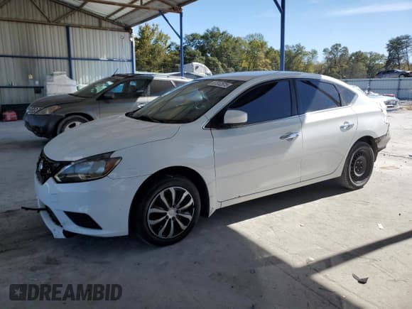 ✅ 2018 Nissan Sentra S • VIN: 3N1AB7AP5JY303773 • Лот: 87312575. Опубликован ранее на Copart с пробегом 179 865 миль. Бесплатный доступ к архиву аукционных продаж из США и подробный отчёт об истории автомобиля на DreamBid. Изображение 1.