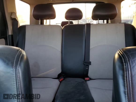 ✅ 2006 Mercury Mariner Luxury • VIN: 4M2YU56116DJ00009 • Лот: 75915244. Опубликован ранее на Copart с пробегом 193 902 миль. Бесплатный доступ к архиву аукционных продаж из США и подробный отчёт об истории автомобиля на DreamBid. Изображение 10.