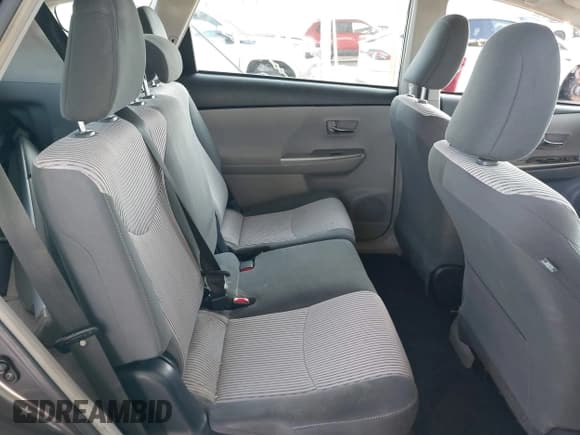 ✅ 2015 Toyota Prius Two • VIN: JTDZN3EU3FJ037441 • Lot: 41430837. Listed on IAAI with 191,370 mi. Free auction sales archive from the USA and detailed vehicle history report at DreamBid. Image 8.