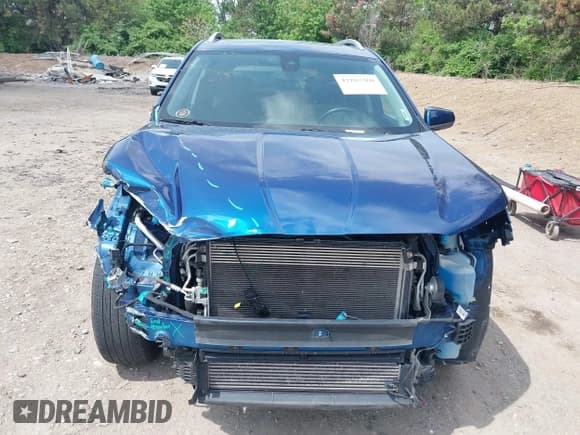 ✅ 2020 GMC Terrain SLT • VIN: 3GKALVEV5LL135015 • Lot: 42183360. Listed on IAAI with 95,549 mi. Free auction sales archive from the USA and detailed vehicle history report at DreamBid. Image 13.