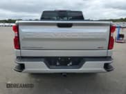 ✅ 2021 Chevrolet Silverado 1500 RST • VIN: 1GCUYEED3MZ335743 • Lot: 70964664. Wystawiony na Copart z przebiegiem 30 725 mil. Bezpłatny archiwum sprzedaży aukcyjnych z USA i szczegółowy raport historii pojazdu na DreamBid. Zdjęcie 6.