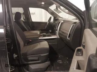 ✅ 2009 Dodge 1500 SLT • VIN: 1D3HV13T19S760396 • Lot: 41626462. Wystawiony na IAAI z przebiegiem 167 498 mil. Bezpłatny archiwum sprzedaży aukcyjnych z USA i szczegółowy raport historii pojazdu na DreamBid. Zdjęcie 5.