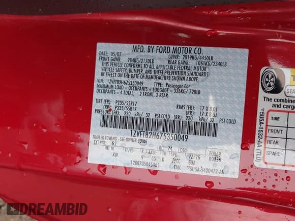 ✅ 2007 Ford Mustang GT Deluxe • VIN: 1ZVFT82H675350049 • Lot: 43897040. Wystawiony na IAAI z przebiegiem Nie podano. Bezpłatny archiwum sprzedaży aukcyjnych z USA i szczegółowy raport historii pojazdu na DreamBid. Zdjęcie 9.