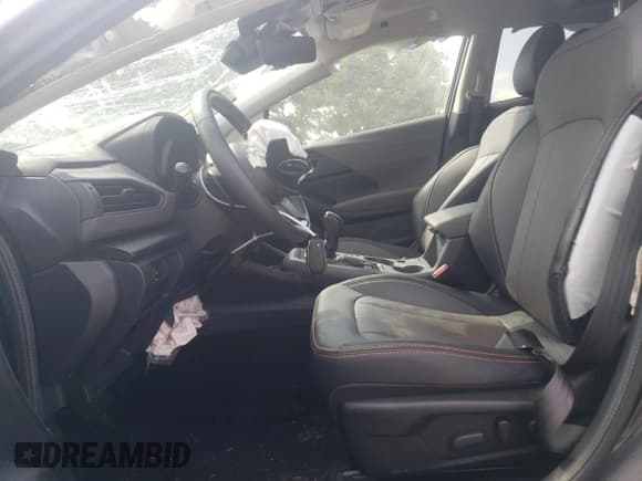 ✅ 2024 Subaru Crosstrek Limited • VIN: 4S4GUHN61R3765644 • Lot: 68351795. Wystawiony na Copart z przebiegiem 17 851 mil. Bezpłatny archiwum sprzedaży aukcyjnych z USA i szczegółowy raport historii pojazdu na DreamBid. Zdjęcie 7.