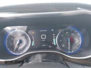 ✅ 2023 Chrysler Pacifica Limited • VIN: 2C4RC3GG7PR545602 • Lot: 42981184. Wystawiony na IAAI z przebiegiem 43 180 mil. Bezpłatny archiwum sprzedaży aukcyjnych z USA i szczegółowy raport historii pojazdu na DreamBid. Zdjęcie 7.