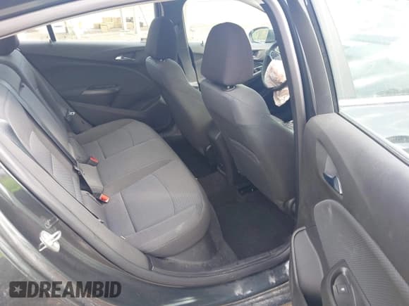 ✅ 2018 Chevrolet Cruze LT • VIN: 1G1BE5SM0J7209778 • Лот: 43290097. Опубликован ранее на IAAI с пробегом 47 625 миль. Бесплатный доступ к архиву аукционных продаж из США и подробный отчёт об истории автомобиля на DreamBid. Изображение 8.