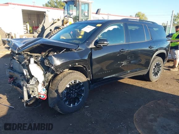 ✅ 2024 Chevrolet Traverse AWD Z71 • VIN: 1GNEVJKS8RJ215829 • Lot: 43407737. Wystawiony na IAAI z przebiegiem 18 354 mil. Bezpłatny archiwum sprzedaży aukcyjnych z USA i szczegółowy raport historii pojazdu na DreamBid. Zdjęcie 21.