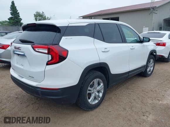 ✅ 2023 GMC Terrain SLE • VIN: 3GKALTEG4PL198456 • Lot: 42522734. Wystawiony na IAAI z przebiegiem 18 557 mil. Bezpłatny archiwum sprzedaży aukcyjnych z USA i szczegółowy raport historii pojazdu na DreamBid. Zdjęcie 4.