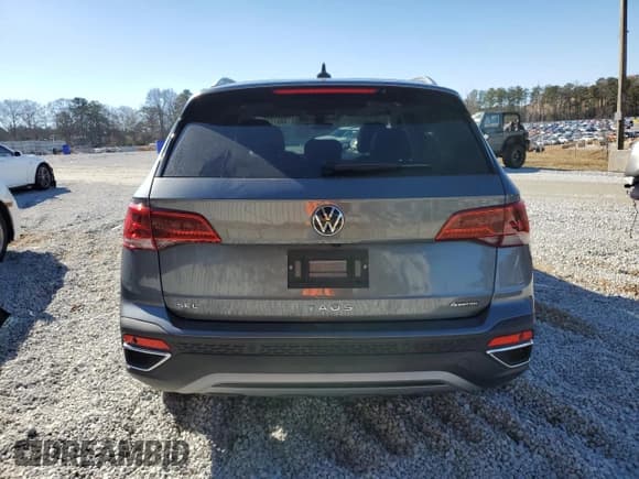 ✅ 2023 Volkswagen Taos SEL • VIN: 3VV2X7B24PM313329 • Lot: 88077795. Listed on Copart with 7,846 mi. Free auction sales archive from the USA and detailed vehicle history report at DreamBid. Image 6.