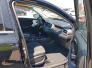 ✅ 2019 Kia Sorento LX • VIN: 5XYPG4A35KG585035 • Лот: 43152392. Опубликован ранее на IAAI с пробегом 74 123 миль. Бесплатный доступ к архиву аукционных продаж из США и подробный отчёт об истории автомобиля на DreamBid. Изображение 5.