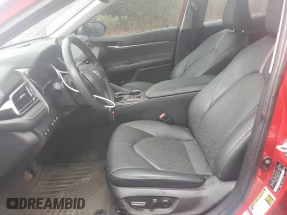 2021 Toyota Camry XSE with VIN 4T1K61BKXMU041662, listed as a Copart auction lot 81491914 with 64,807 mi miles and Salvage title. Bid and sale history available at DreamBid. Image 7.