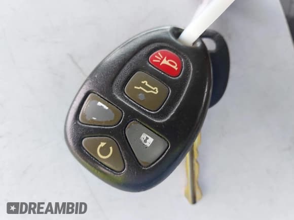 ✅ 2016 GMC Acadia SLT • VIN: 1GKKRRKD2GJ217206 • Lot: 43226180. Listed on IAAI with 118,543 mi. Free auction sales archive from the USA and detailed vehicle history report at DreamBid. Image 11.