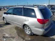 ✅ 2004 Toyota Sienna CE • VIN: 5TDZA23CX4S101233 • Lot: 43797357. Wystawiony na IAAI z przebiegiem 270 915 mil. Bezpłatny archiwum sprzedaży aukcyjnych z USA i szczegółowy raport historii pojazdu na DreamBid. Zdjęcie 3.