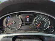 ✅ 2013 Volkswagen Touareg Lux • VIN: WVGEF9BP6DD010352 • Lot: 62585305. Listed on Copart with 210,935 mi. Free auction sales archive from the USA and detailed vehicle history report at DreamBid. Image 9.