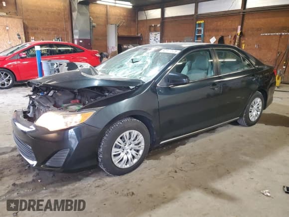 ✅ 2014 Toyota Camry LE • VIN: 4T4BF1FK9ER406625 • Lot: 92313525. Listed on Copart with 150,884 mi. Free auction sales archive from the USA and detailed vehicle history report at DreamBid. Image 1.