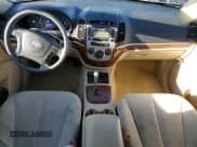 ✅ 2009 Hyundai Santa Fe GLS • VIN: 5NMSG73D99H282602 • Lot: 74215924. Listed on Copart with 133,974 mi. Free auction sales archive from the USA and detailed vehicle history report at DreamBid. Image 8.