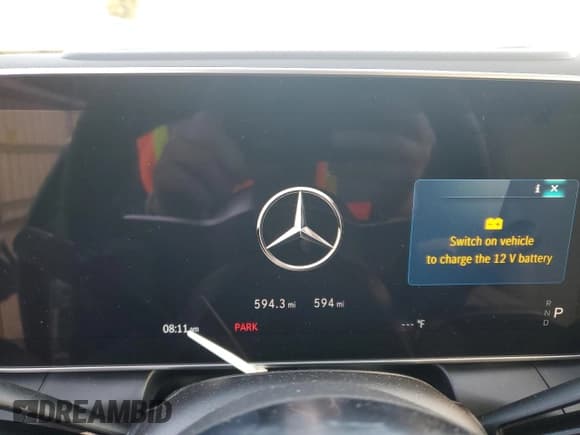 ✅ 2025 Mercedes-Benz GLC 350e • VIN: W1NKM5GB2SF303033 • Лот: 89380825. Опубликован ранее на Copart с пробегом 594 миль. Бесплатный доступ к архиву аукционных продаж из США и подробный отчёт об истории автомобиля на DreamBid. Изображение 9.